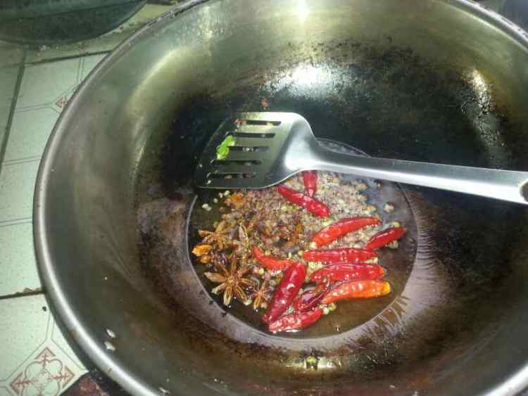 麻辣鸡块步骤3