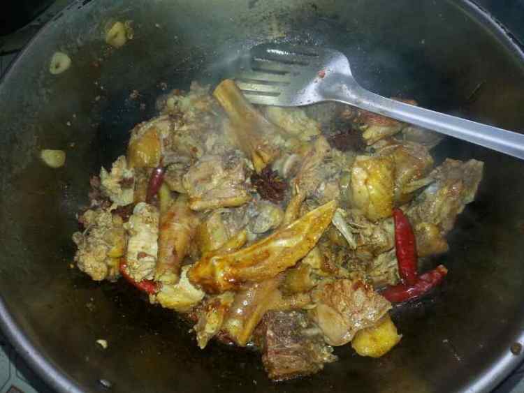 麻辣鸡块步骤5