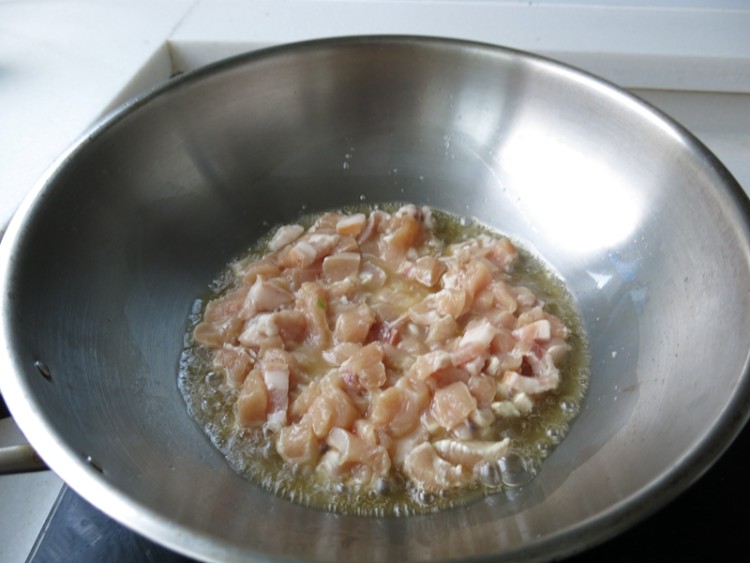 豇豆茄子肉丁炸酱卤步骤4