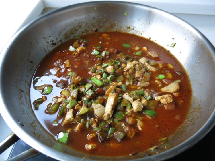 豇豆茄子肉丁炸酱卤步骤9
