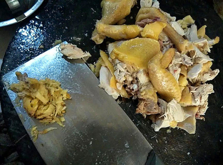 香芹炒鸡肉步骤4