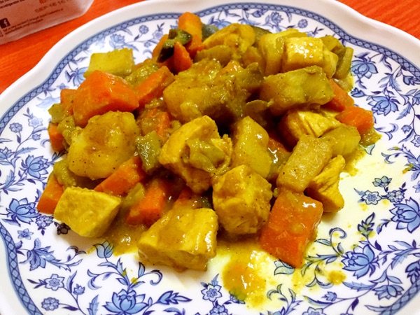 咖喱土豆茄子胡萝卜鸡步骤7