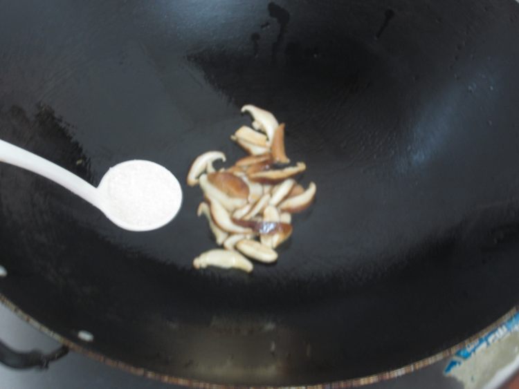南瓜香菇鸡肉饭步骤8
