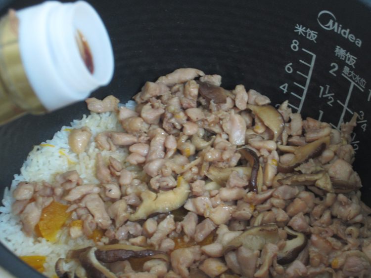 南瓜香菇鸡肉饭步骤12