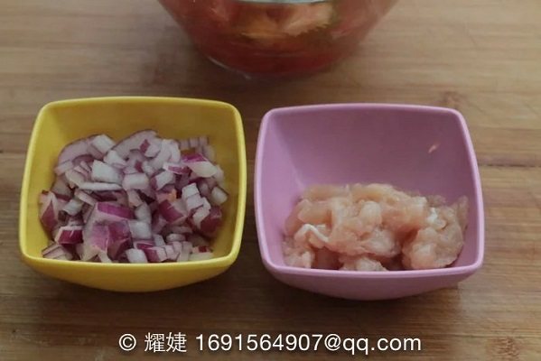 鸡肉番茄浓酱步骤2