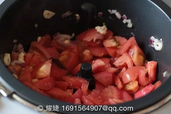 鸡肉番茄浓酱步骤4