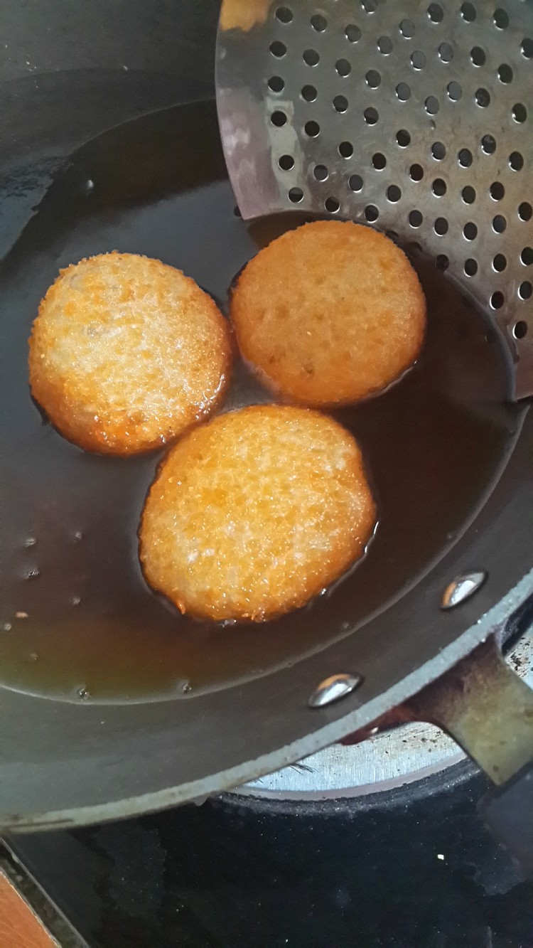 咖喱鸡肉油炸包步骤6