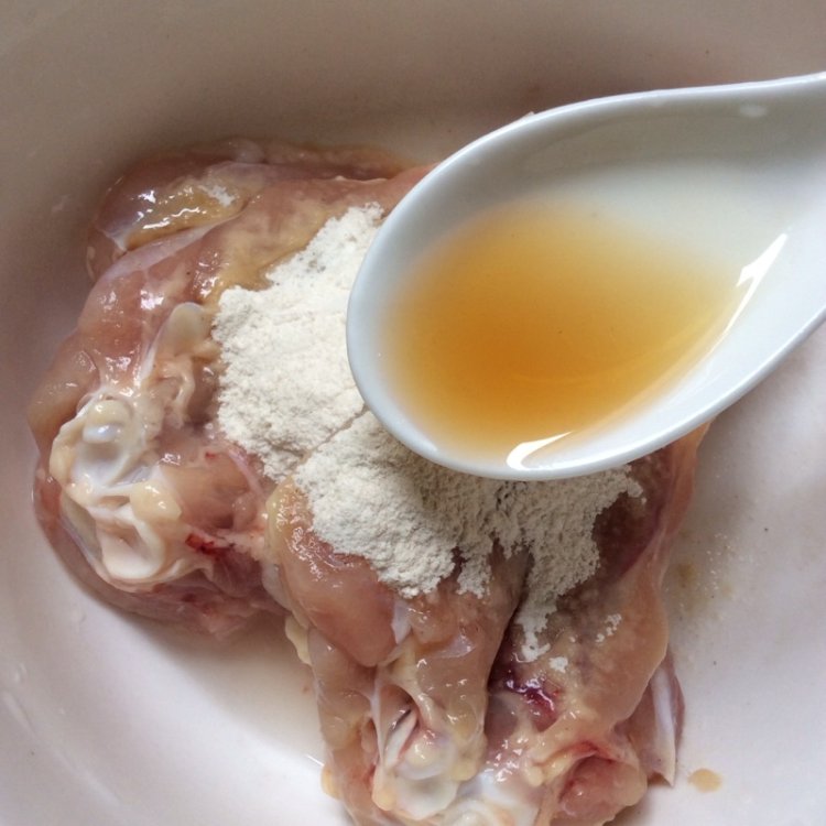 盐焗鸡腿步骤3