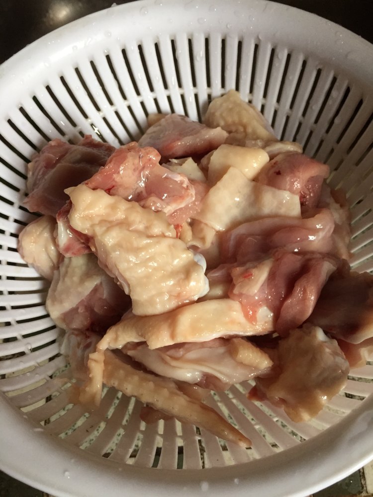 香芹鸡肉步骤1