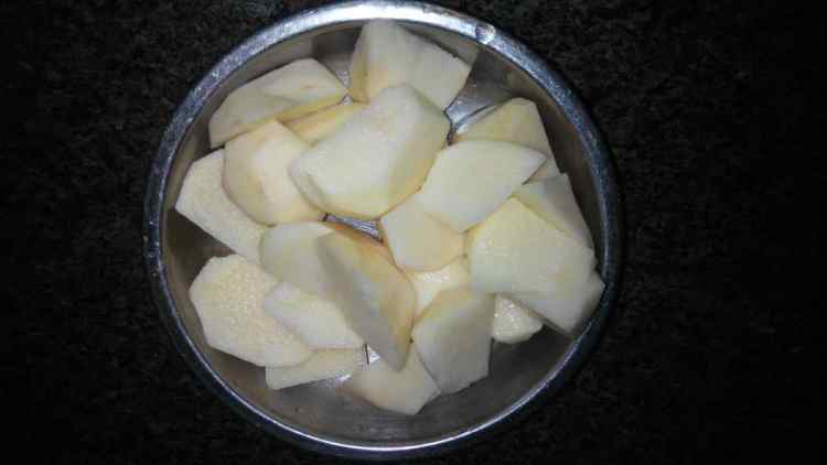 土豆咖喱鸡步骤2