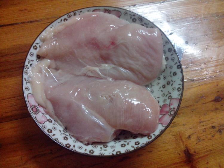 五香鸡肉松步骤1
