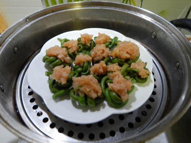 豆角酿鸡肉步骤9