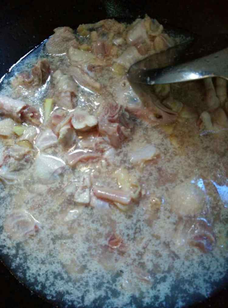 小炒鸡肉步骤3