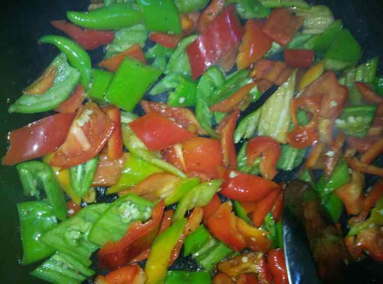 小炒鸡肉步骤8