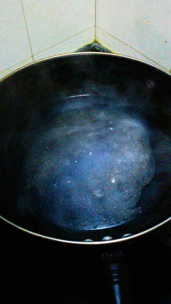 茶树菇鸡肉粉丝汤步骤3