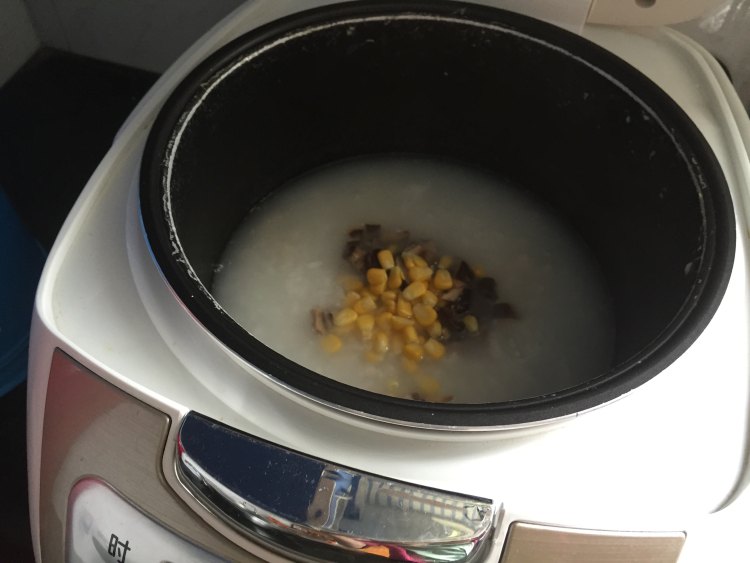 【手工美食】香菇核桃步骤4