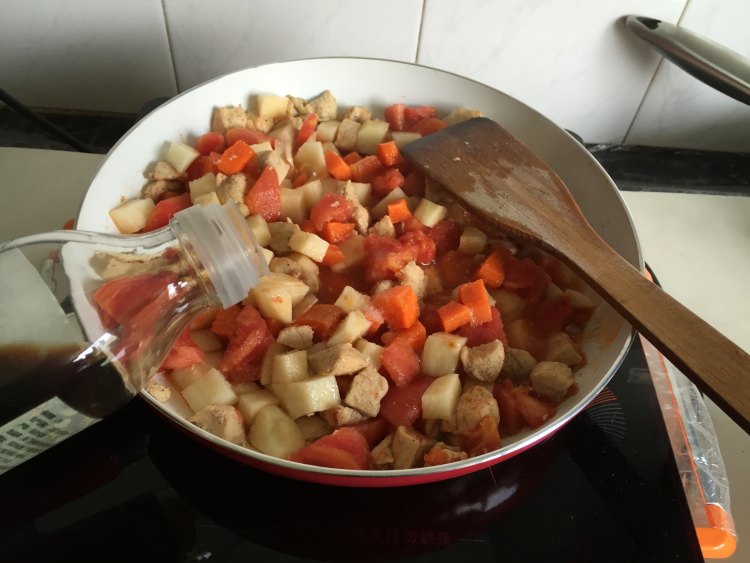 【手工美食】鸡丁时蔬步骤6