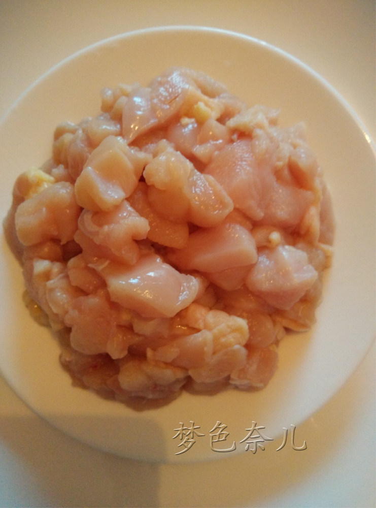奥尔良鸡肉凉瓜步骤1