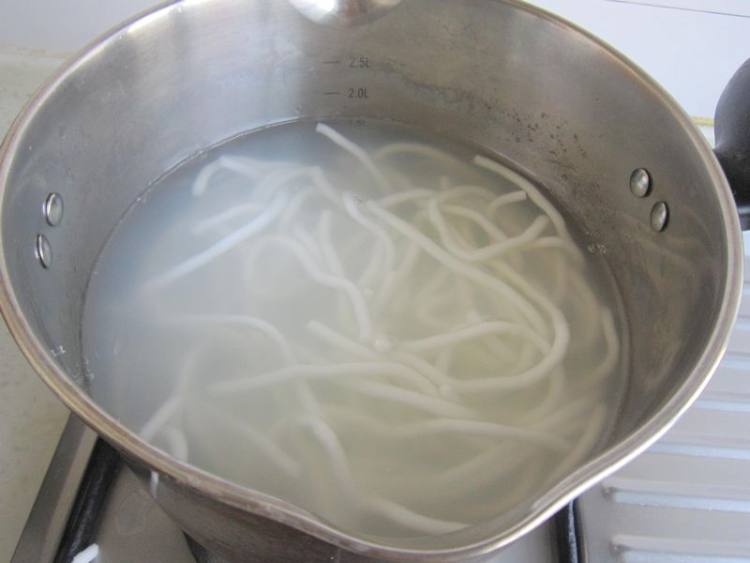鸡肉拌土豆粉步骤2