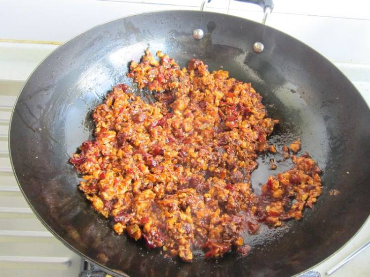 鸡肉拌土豆粉步骤9