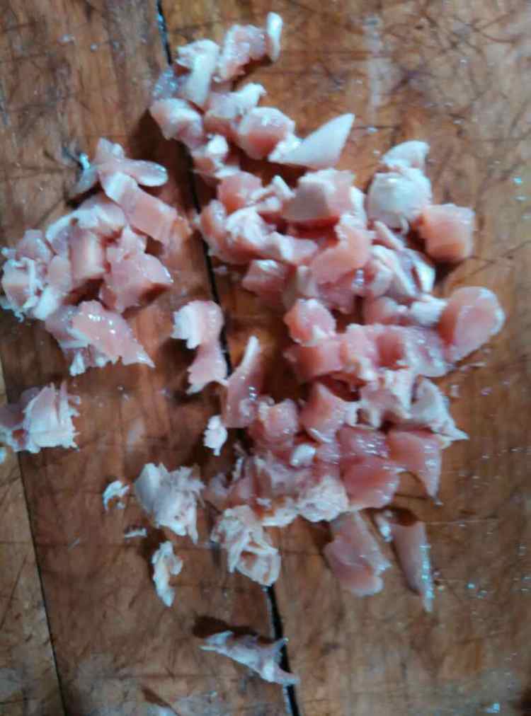 鸡肉土豆黄瓜丁步骤5