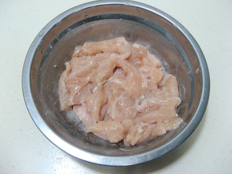 炒鸡肉香菇油菜步骤2