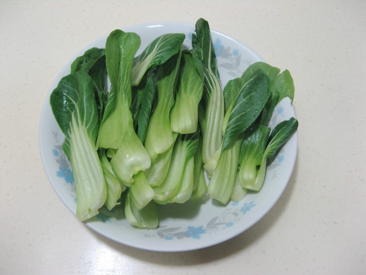 炒鸡肉香菇油菜步骤5