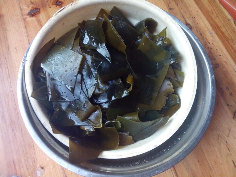 鸡肉煲海带步骤6