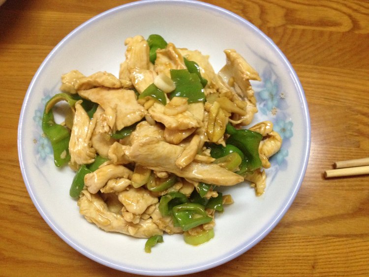 鸡肉炒青椒步骤9