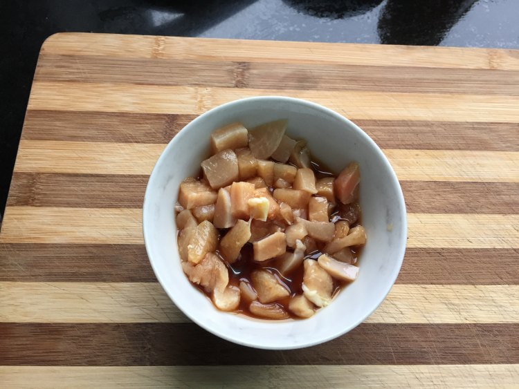 土豆豆角焖面步骤1