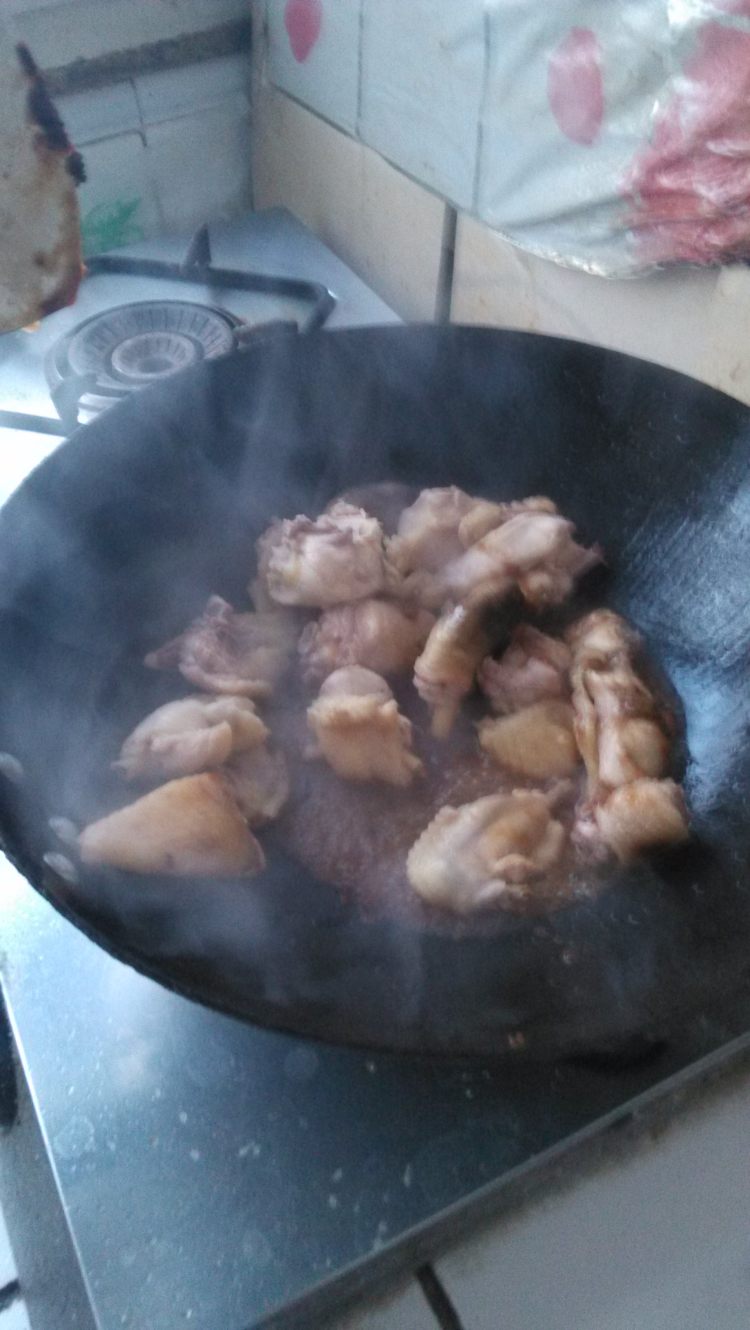 红枣炖鸡步骤5