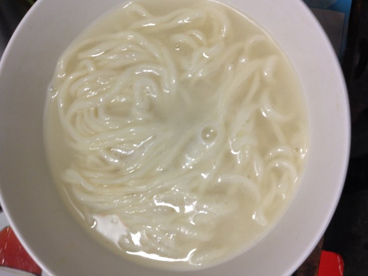 鸡肉榨菜香菇面步骤9