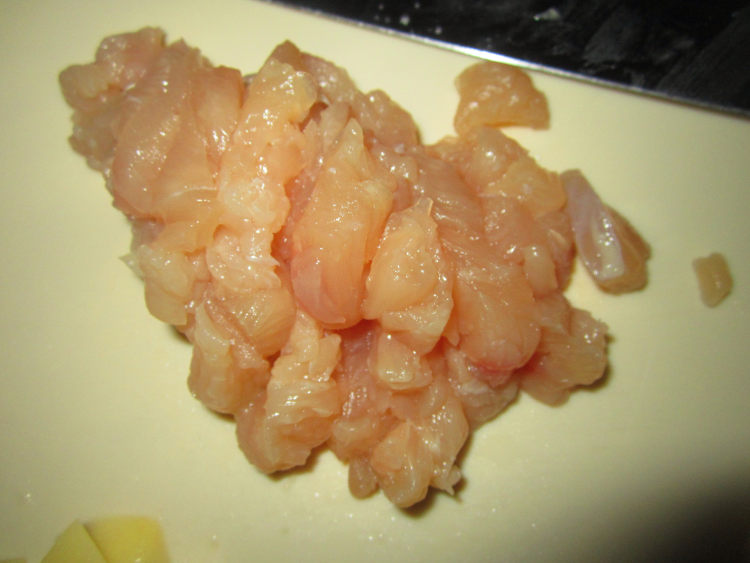 土豆鸡丁炒饭步骤2