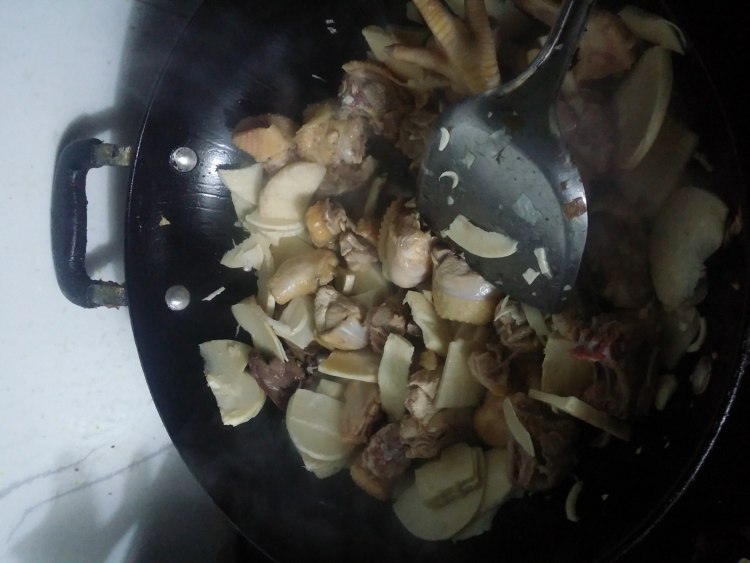 咖喱笋烧鸡肉步骤4