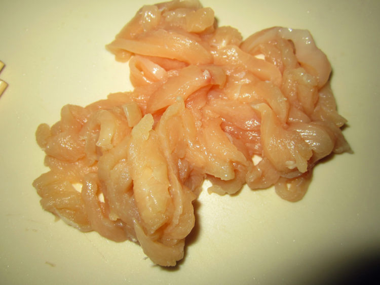 干豆角炒鸡丝步骤1