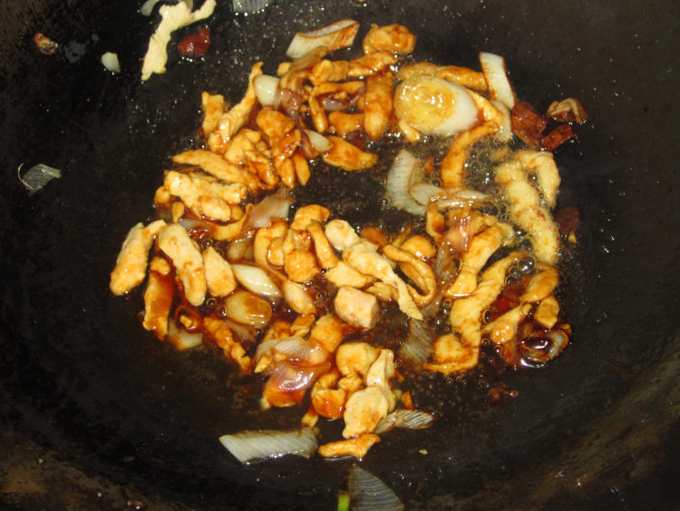 干豆角炒鸡丝步骤6