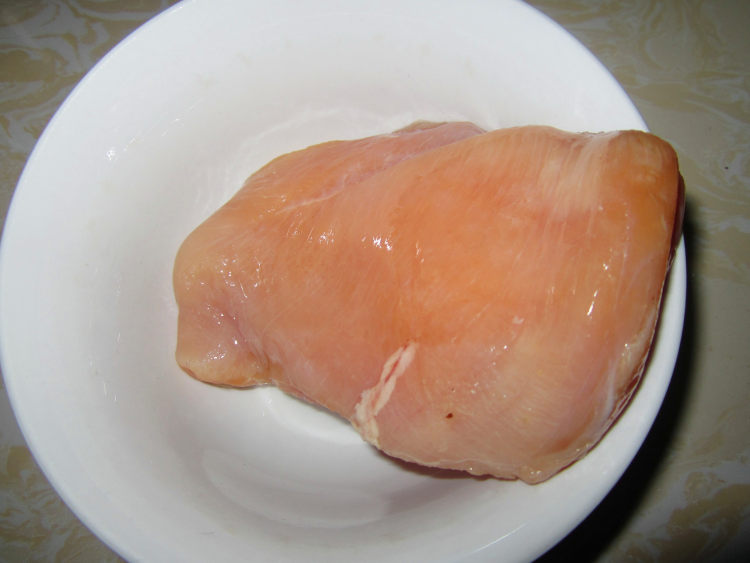 自制鸡肉松步骤1