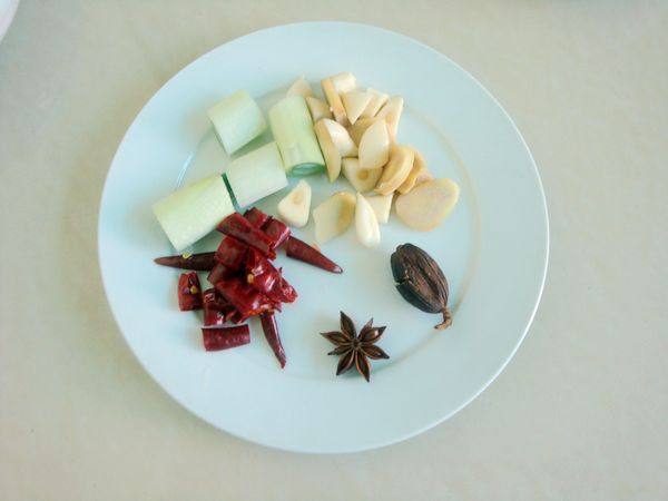 胡萝卜烧鸡肉步骤3