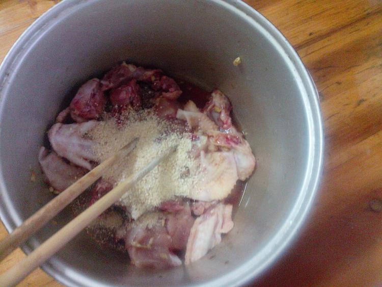 粉蒸鸡肉步骤6
