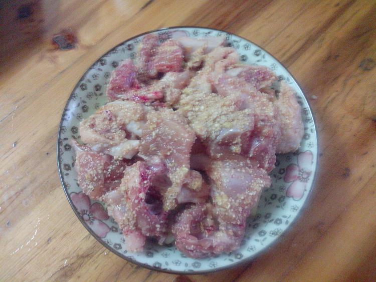 粉蒸鸡肉步骤8