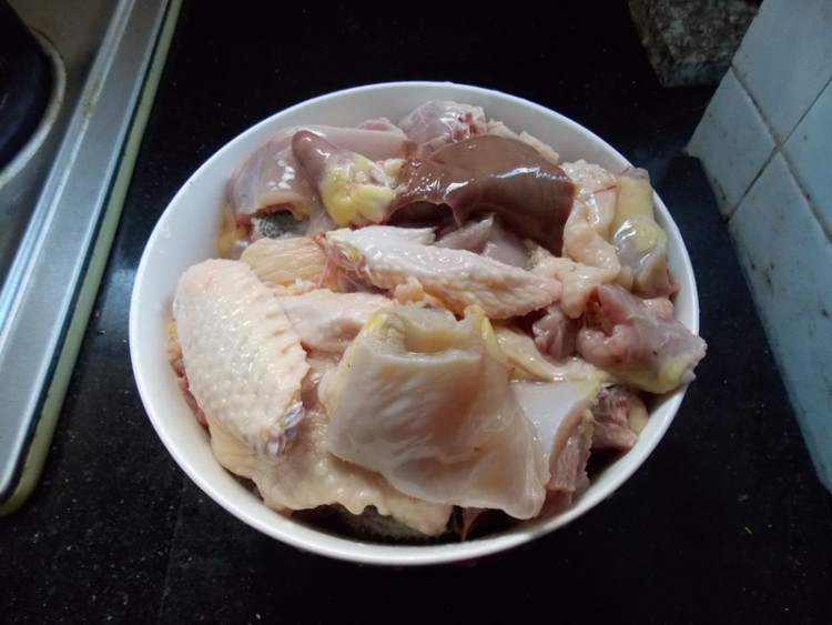 椰青鸡汤步骤5