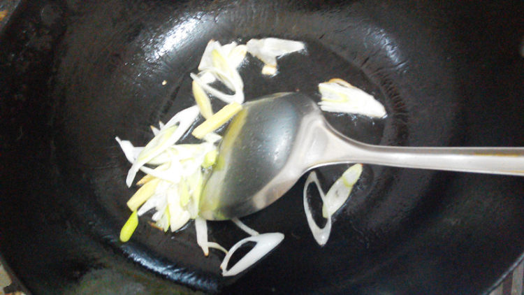 红烧土豆鸡块步骤5