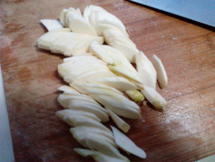茭白炒鸡丝步骤4