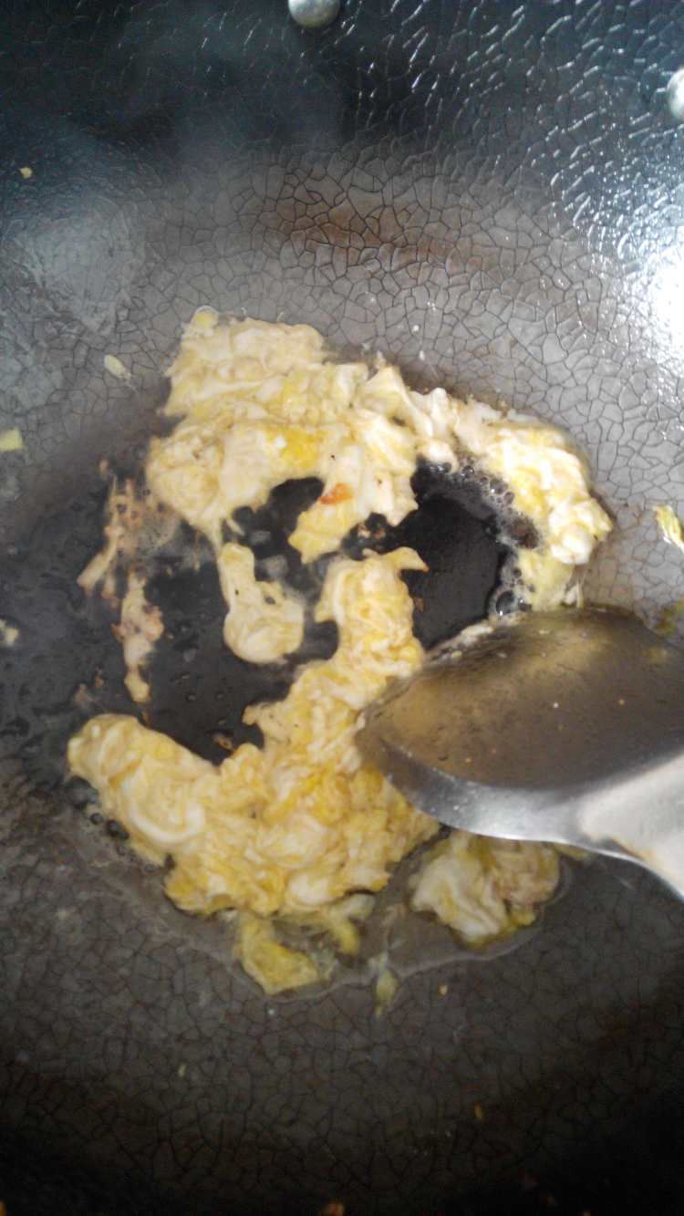 鸡丁蛋炒饭步骤4