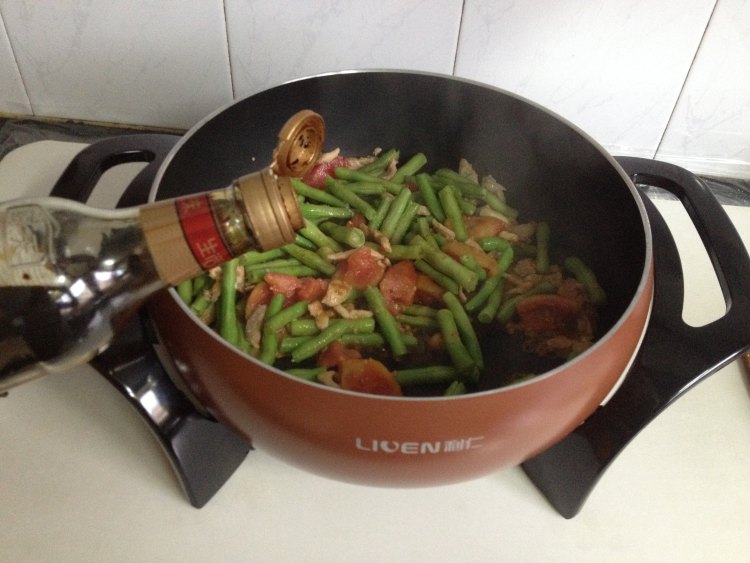 豇豆鸡丝焖面步骤7