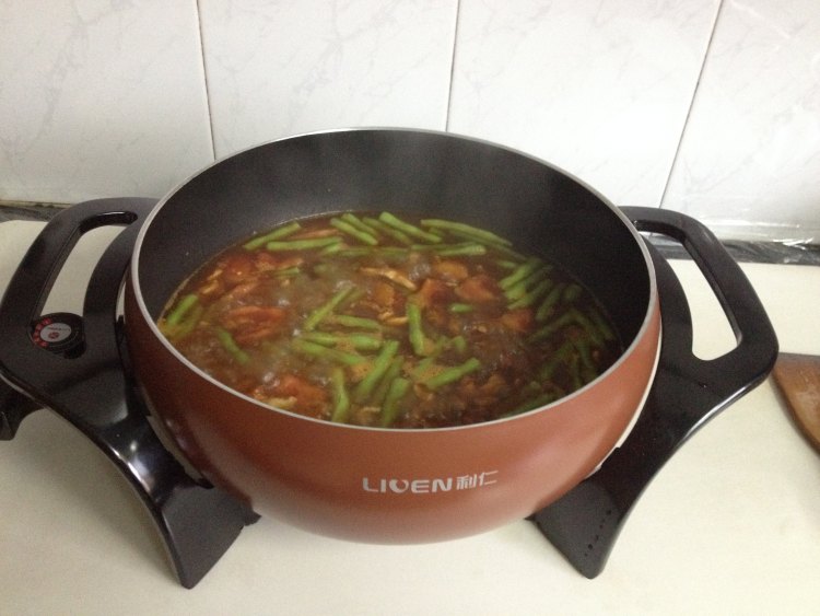 豇豆鸡丝焖面步骤8