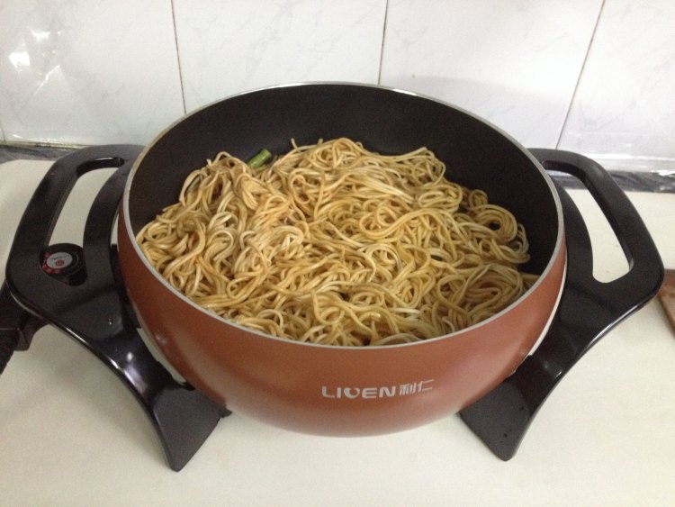 豇豆鸡丝焖面步骤10