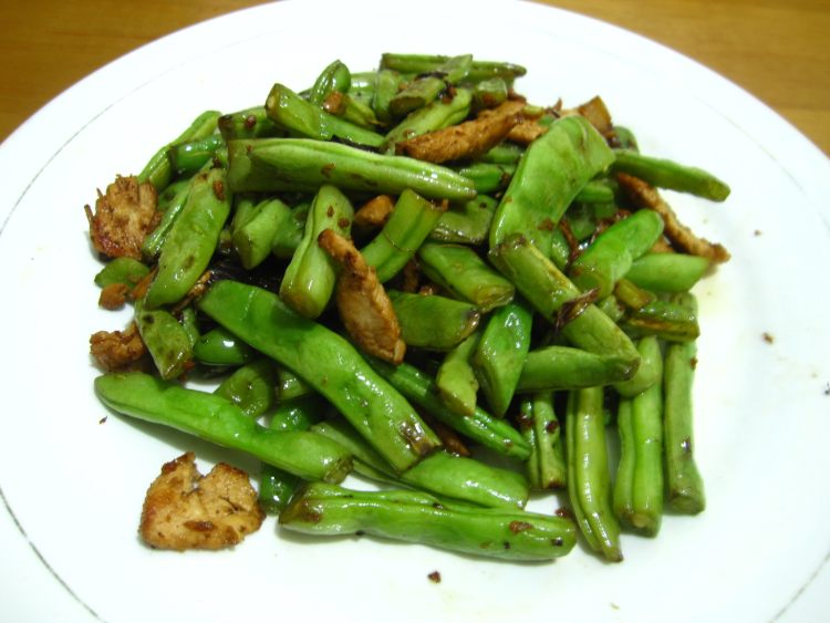 芸豆炒鸡肉步骤8