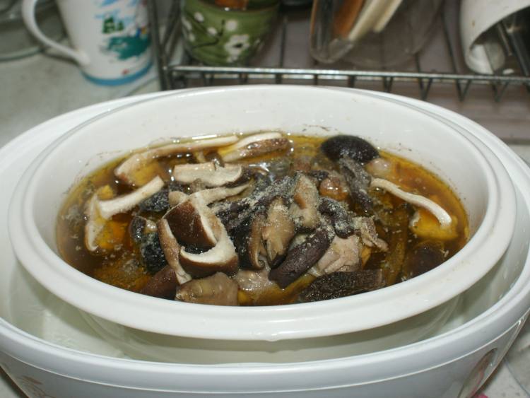 野菌蒸鸡步骤6