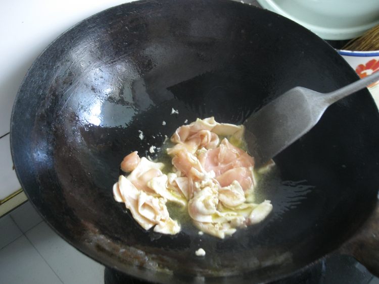 木耳油菜炒鸡肉步骤6